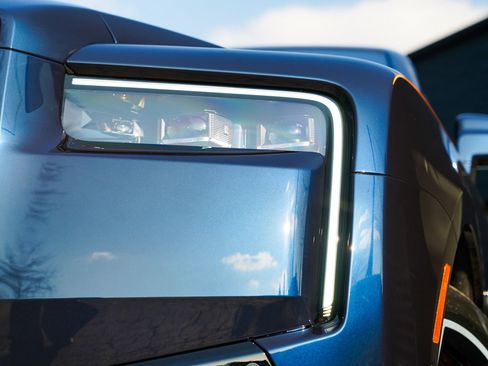 New 2026 Rolls-Royce Cullinan Black Badge image 92