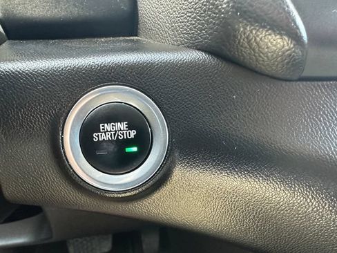 Used 2024 GMC Terrain Denali AWD/4WD image 36