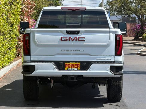 New 2026 GMC Sierra 3500 Denali w/ Denali Reserve Package AWD/4WD image 5