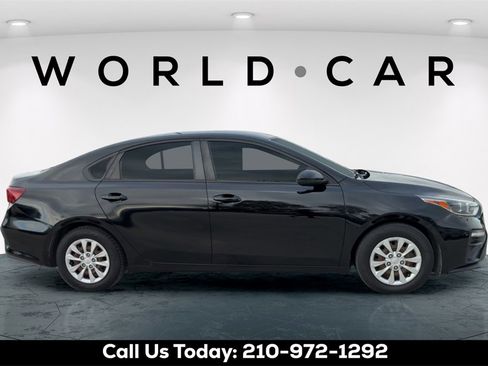 Used 2020 Kia Forte Sedan image 8