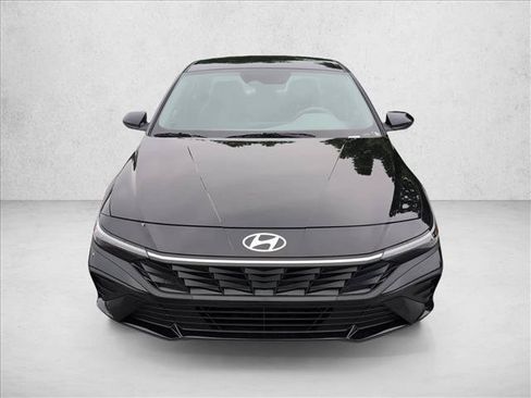 New 2026 Hyundai Elantra SE FWD image 6