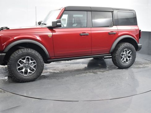 New 2025 Ford Bronco Badlands image 5