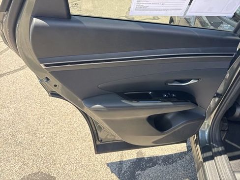 Used 2023 Hyundai Tucson Limited w/ Cargo Package FWD image 10