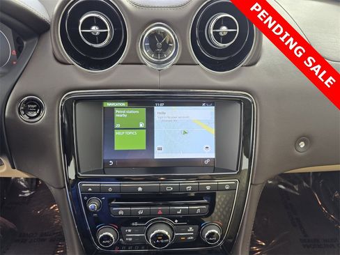 Used 2017 Jaguar XJ L Portfolio image 23