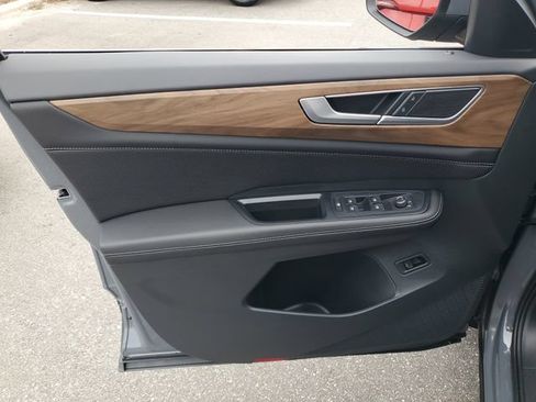 New 2026 Volkswagen Atlas SE FWD image 15