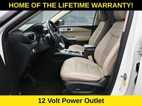 Used 2021 Ford Explorer Limited w/ Equipment Group 301A AWD/4WD image 14