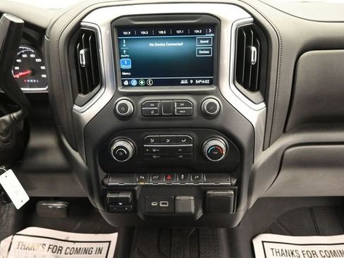 Used 2022 Chevrolet Silverado 2500 LT AWD/4WD image 15