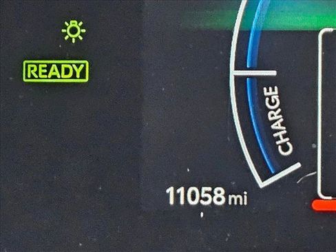 Used 2025 Toyota Camry LE FWD image 11