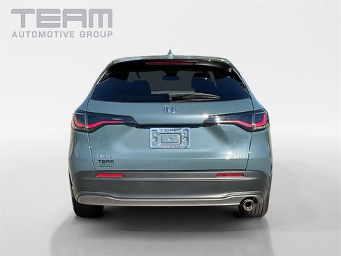 Used 2023 Honda HR-V Sport image 6