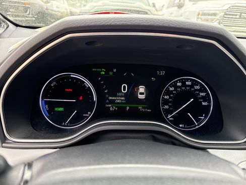 Used 2022 Toyota Avalon Limited w/ Advanced Safety Package FWD image 26