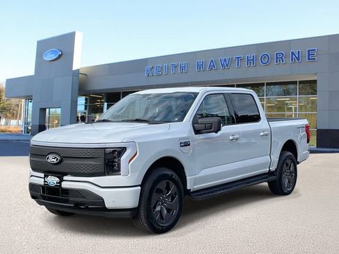 New 2025 Ford F150 Lightning Flash image 3