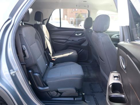 Used 2019 Chevrolet Traverse LT AWD/4WD image 12