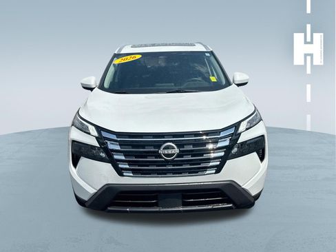 Used 2026 Nissan Rogue SV w/ SV Premium Package FWD image 2