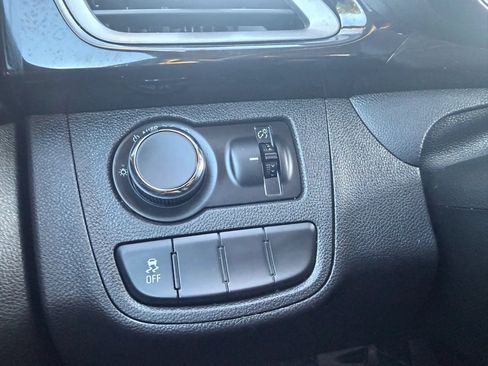 Used 2021 Chevrolet Spark LT FWD image 17