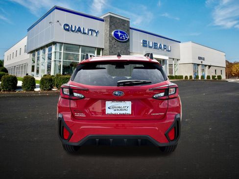 Used 2025 Subaru Crosstrek 2.5i Premium AWD/4WD image 3