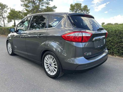 Used 2015 Ford C-MAX Energi SEL FWD image 3