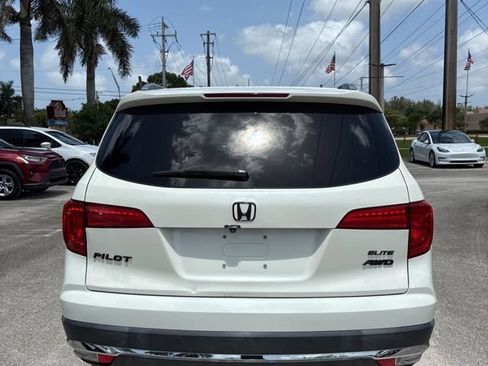 Used 2018 Honda Pilot Elite image 8