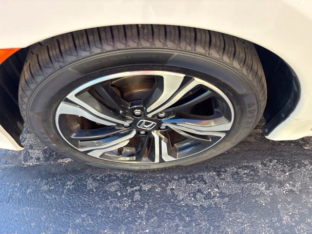 Used 2016 Honda Civic Touring image 24