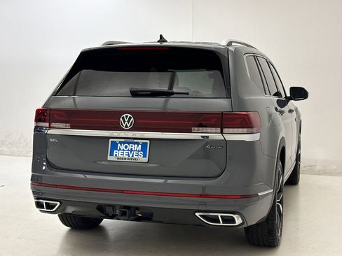 Used 2025 Volkswagen Atlas SEL Premium R-Line AWD/4WD image 9