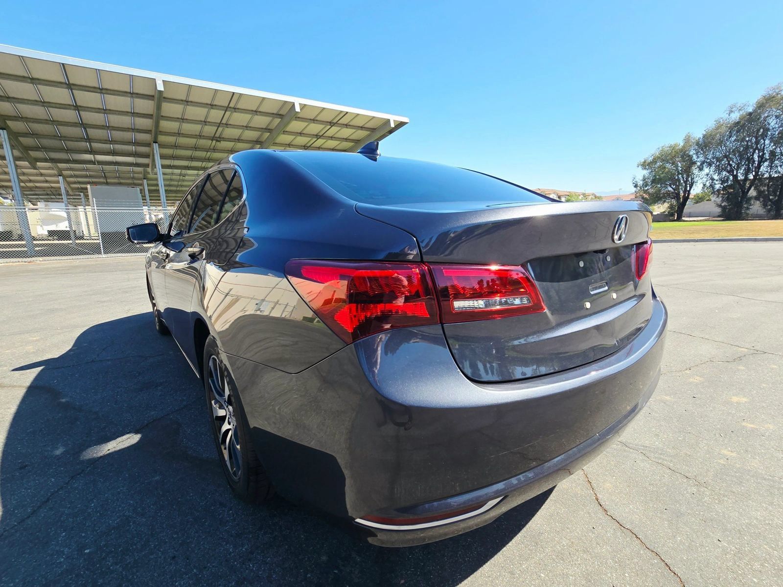 Used 2016 Acura TLX FWD image 6