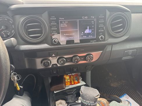 Used 2021 Toyota Tacoma SR image 7