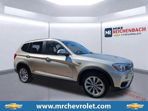 Used 2017 BMW X3 xDrive28i AWD/4WD image 1