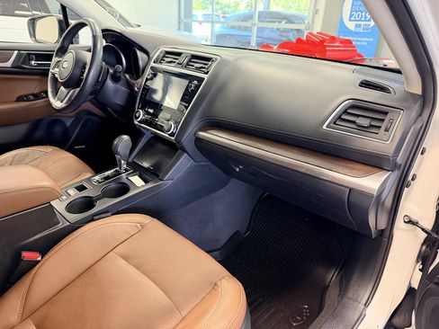 Used 2018 Subaru Outback 2.5i Touring w/ Protection Package #1 AWD/4WD image 27