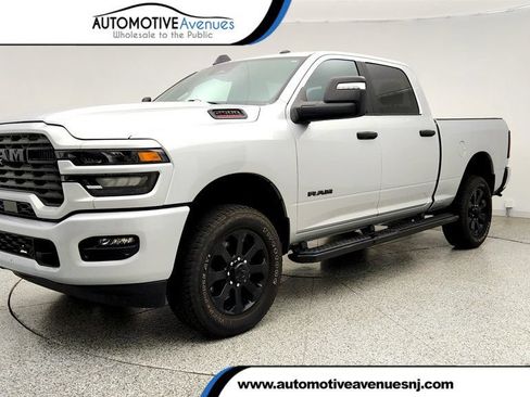 Used 2026 RAM 2500 Big Horn AWD/4WD image 1