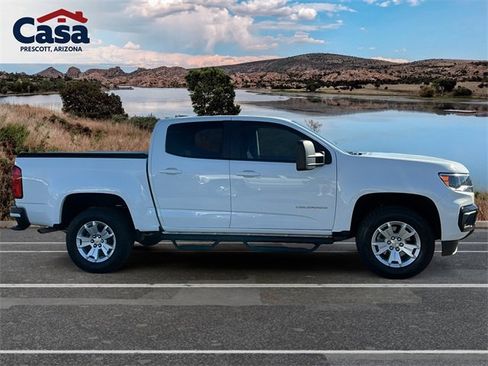 Used 2022 Chevrolet Colorado LT w/ LT Convenience Package image 2