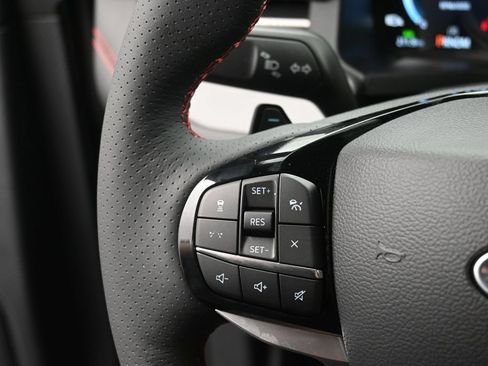 New 2026 Ford Explorer ST RWD image 32