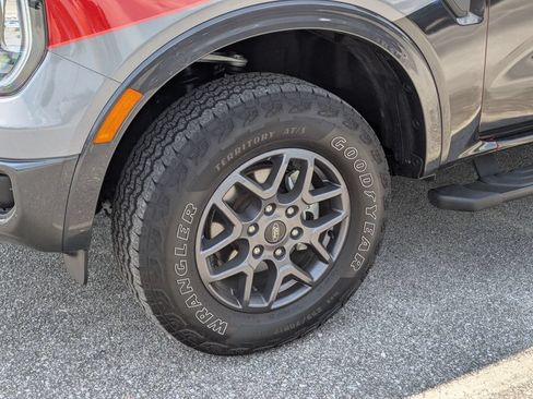 Used 2024 Ford Ranger XLT w/ FX4 Off-Road Package AWD/4WD image 5
