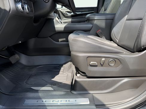 Used 2021 GMC Yukon Denali AWD/4WD image 37