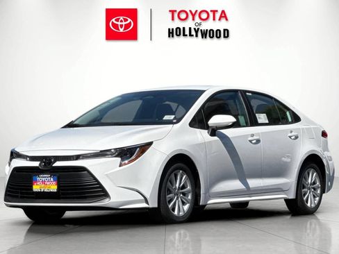 New 2026 Toyota Corolla LE FWD image 7