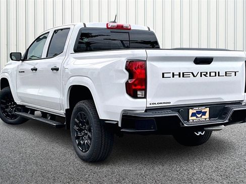 New 2026 Chevrolet Colorado W/T image 8