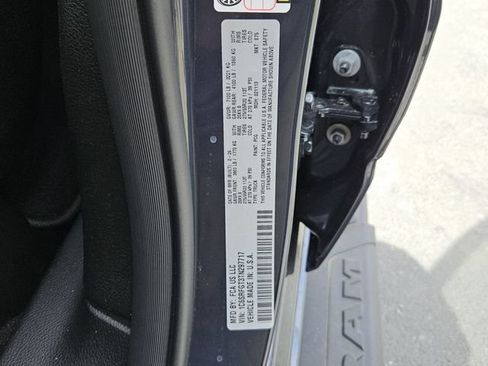 New 2026 RAM 1500 Express AWD/4WD image 16