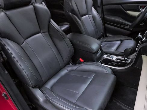Used 2022 Subaru Ascent Limited w/ Technology Package AWD/4WD image 16