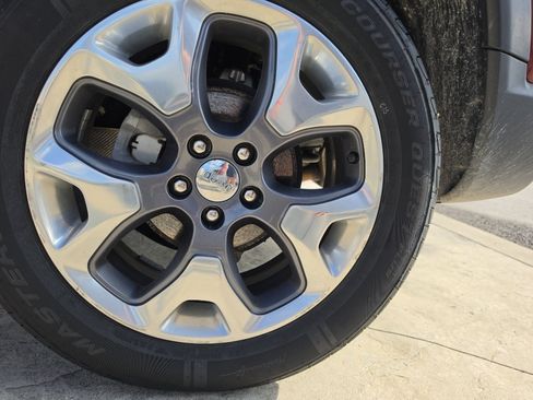 Used 2021 Jeep Compass Limited AWD/4WD image 20