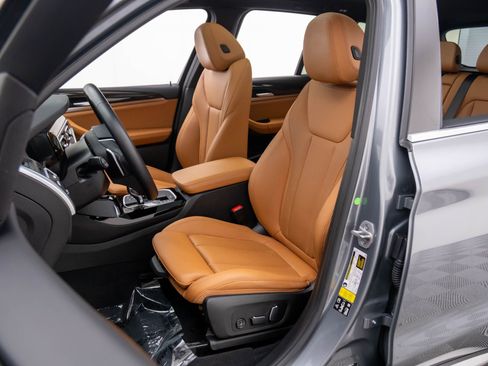 Certified 2024 BMW X3 xDrive30i w/ Premium Package image 17