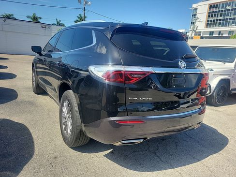 Used 2023 Buick Enclave Essence FWD image 11