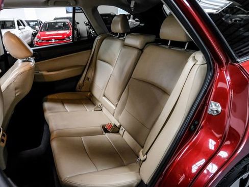 Used 2017 Subaru Outback 2.5i Limited image 36