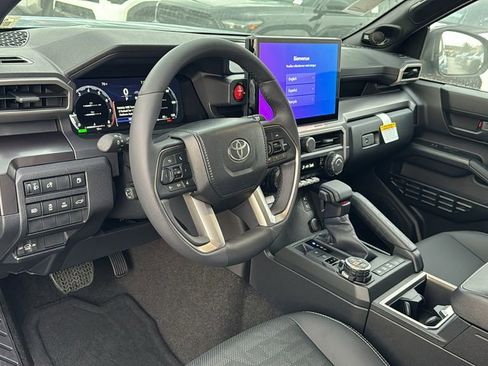 Used 2025 Toyota 4Runner TRD Off-Road Premium w/ Tow Technology Package image 18