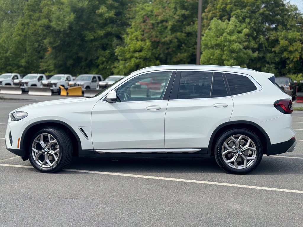 Used 2022 BMW X3 xDrive30i AWD/4WD image 3