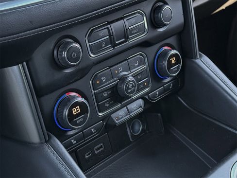 Used 2021 Chevrolet Tahoe LT w/ Rear Media and Nav Package image 18