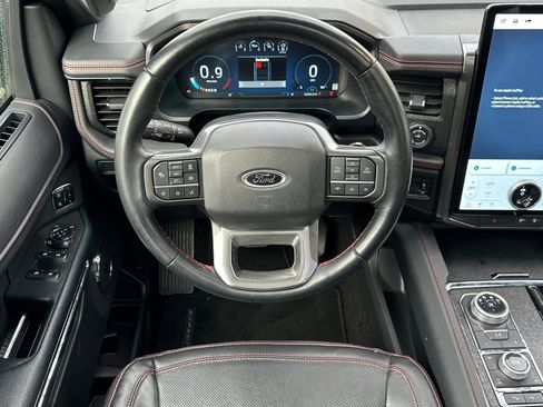 Used 2023 Ford Expedition Limited image 16