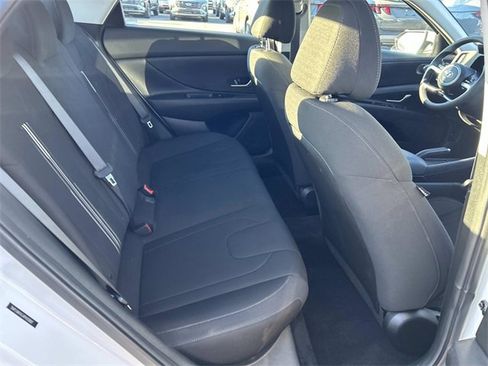 Certified 2023 Hyundai Elantra SEL image 13
