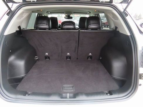 Used 2022 Jeep Compass Limited image 31