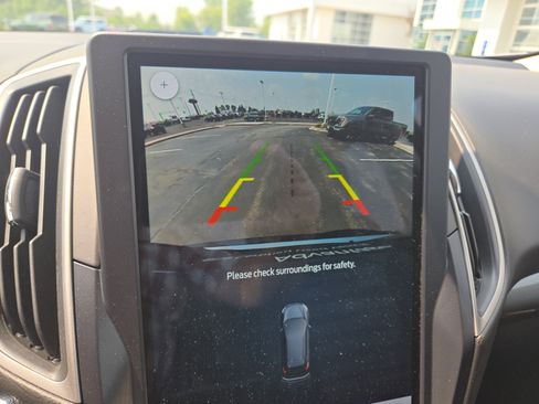 Certified 2023 Ford Edge SEL image 26