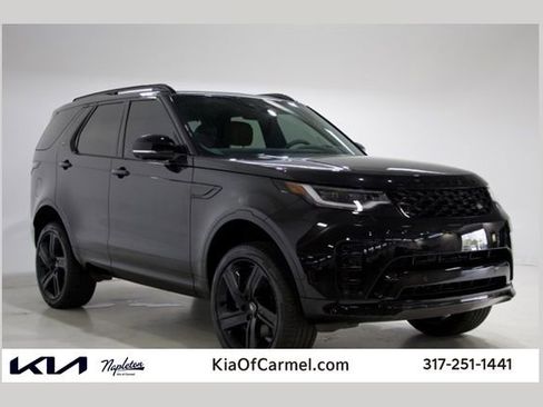 Used 2024 Land Rover Discovery Dynamic SE image 1