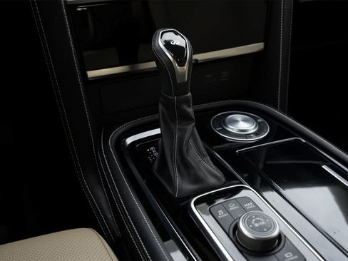 Certified 2024 INFINITI QX80 Premium Select w/ Cargo Package image 15