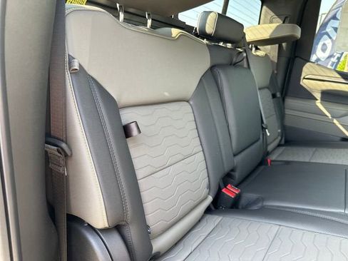 New 2026 Chevrolet Silverado 1500 ZR2 AWD/4WD image 32